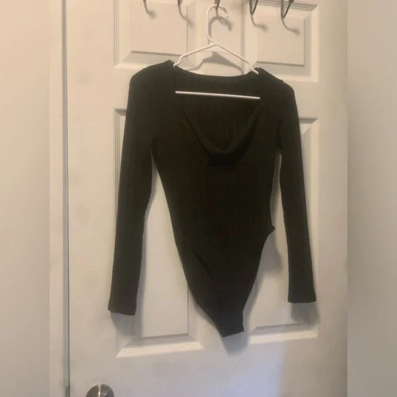 Body - Picture 4 of 4